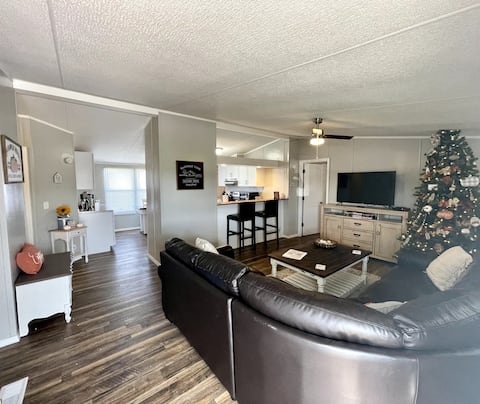 Fall in Love Retreat- Lake Texoma- Choctaw Casino