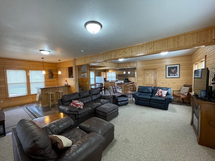 Rustic Rosholt Spacious, rustic acreage - Cabins for Rent in Rosholt, South Dakota ...