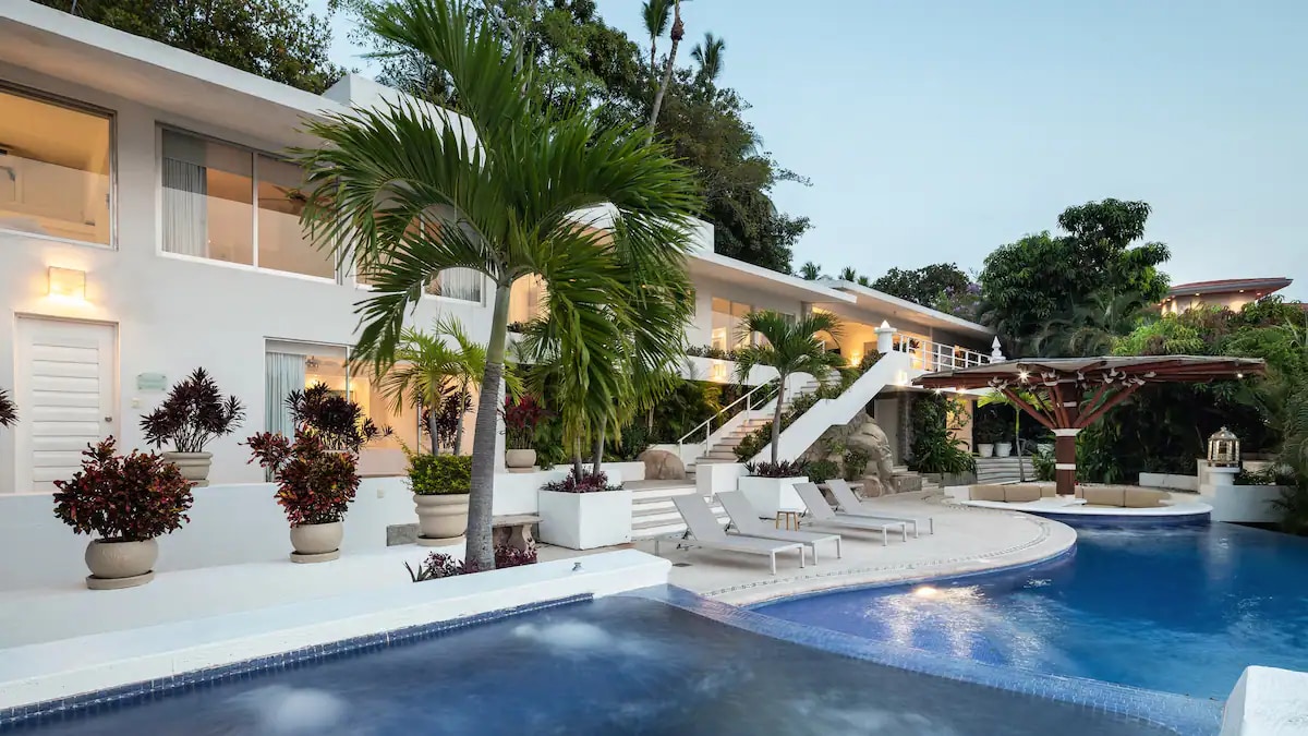 Casa Obelisk - Villas for Rent in Acapulco, Guerrero, Mexico - Airbnb