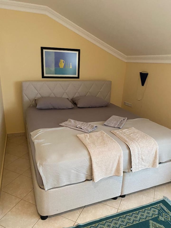 غرفة النوم 1