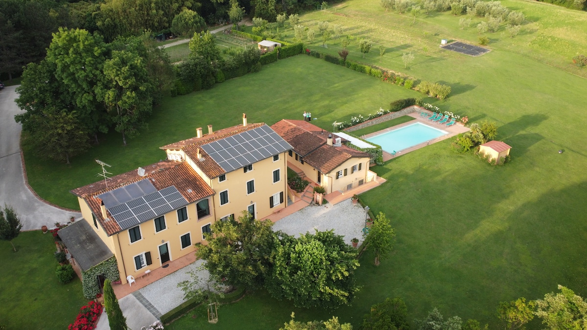 Top performing Airbnb: At Nonna Laura's in Capannori