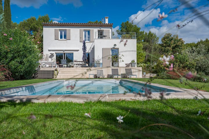 La loge des 2 cicales Conciergerie managed Airbnb listing 2