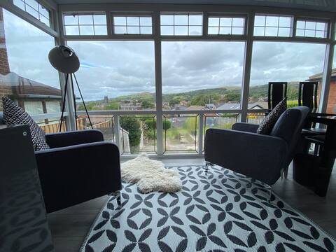 Rivington View. Modern 3 bed with stunning views