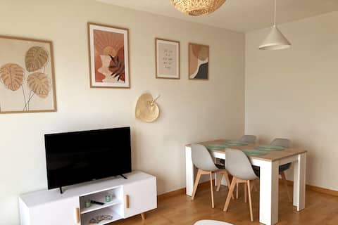Apto.MEDIODIA. Parking included,central,quiet
