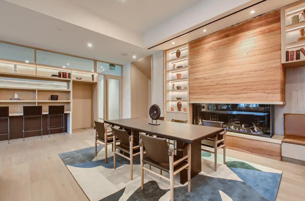 Rainey St -Luxury 1BR - Top Amenities -RT Pool -17