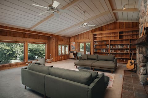 Lavender Farm Bed & Breakfast at Luna Rosa Farms