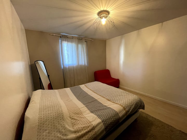 غرفة النوم 2