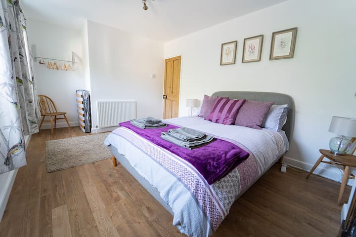 საძინებელი 1