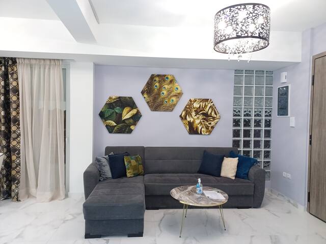 ZEN Neapoli Penthouse Suite Maisonette gallery image 4