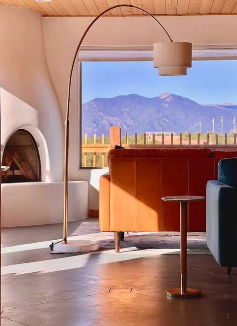Sweeping Taos views, mountain biker paradise