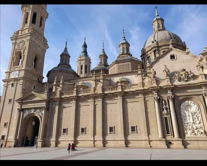 Apartment in downtown Zaragoza Apartments for Rent in Zaragoza