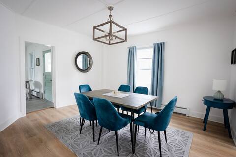 In-Town Gem: A Beautiful & Fully Stocked Retreat