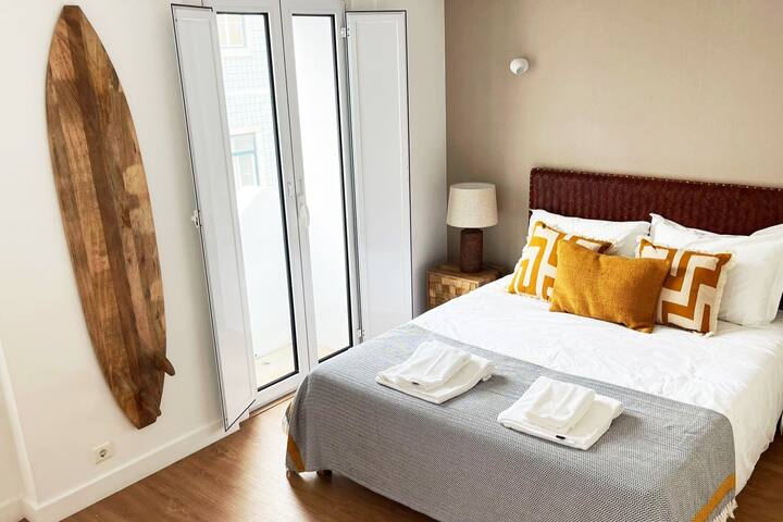 River View 3Bdr APT with Patio – Center of Lisbon gallery image 5