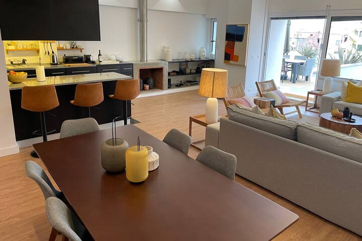 River View 3Bdr APT with Patio – Center of Lisbon gallery image 3