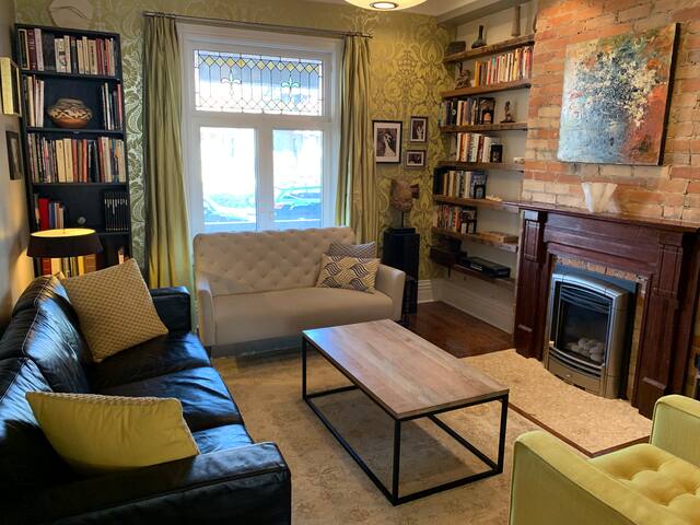 Bright Victorian Home in Roncesvalles Village gallery image 5