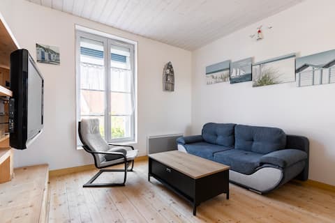 Popular Airbnb listing: Family cocoon 5 minutes from the beaches – Private parking in Noirmoutier En L'île