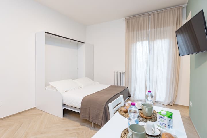 Appartamento con 5 camere con bagno in camera