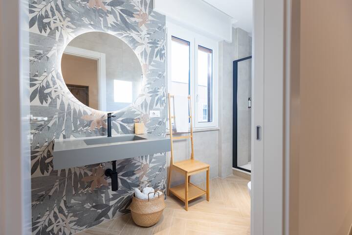 Appartamento con 5 camere con bagno in camera gallery image 4