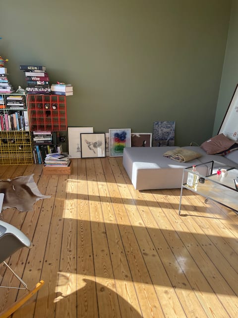 Successful Airbnb property: Apartment on the Elbe in St. Pauli