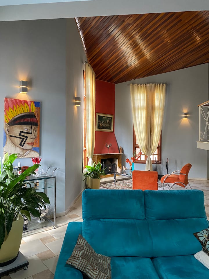 Casa Com Piscina Climatizada Em Condomínio Fechado - Brazil