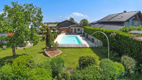 Beautiful VILLA Seekirchen with a large pool