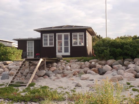 Unique and romantic holiday home in a quiet setting