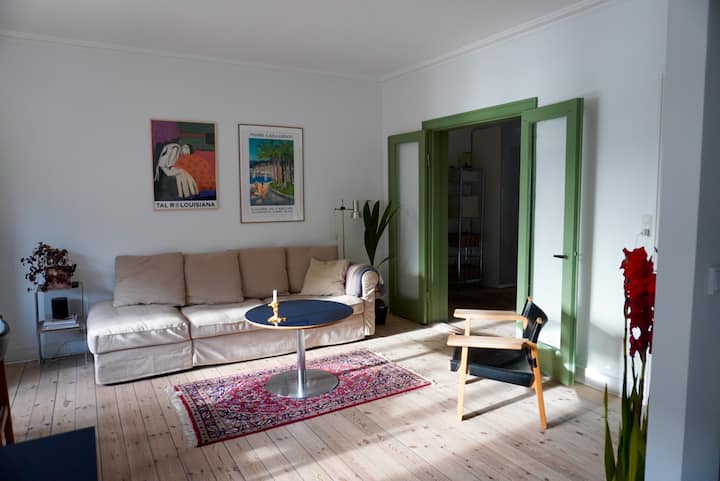 Charmerende Lys Lejlighed Tæt På Nørrebros Puls - Copenhagen