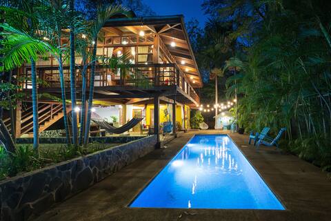 Casa Sabura, Charming Tropical Retreat