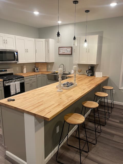 Tanology (2bedroom)
Wine | Dine | Stay Package