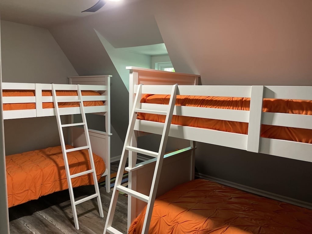 Соба на спрат 