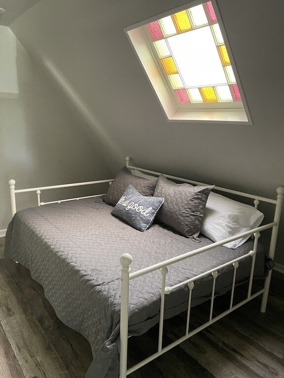 Полн кревет во катче на горниот кат 