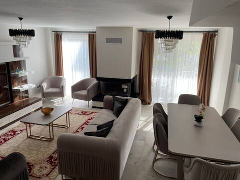 Comfortable villa by the sea with greens