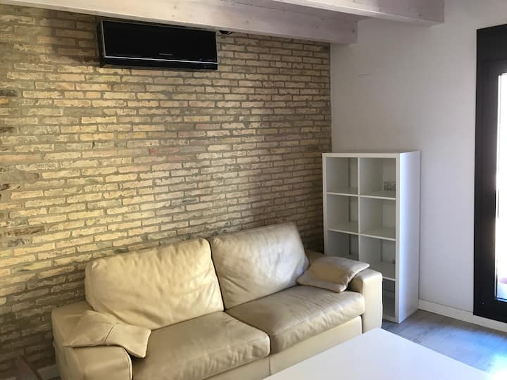 06-2. Apartamentos Zentrum. Casco Histórico. Duple - Saragosse