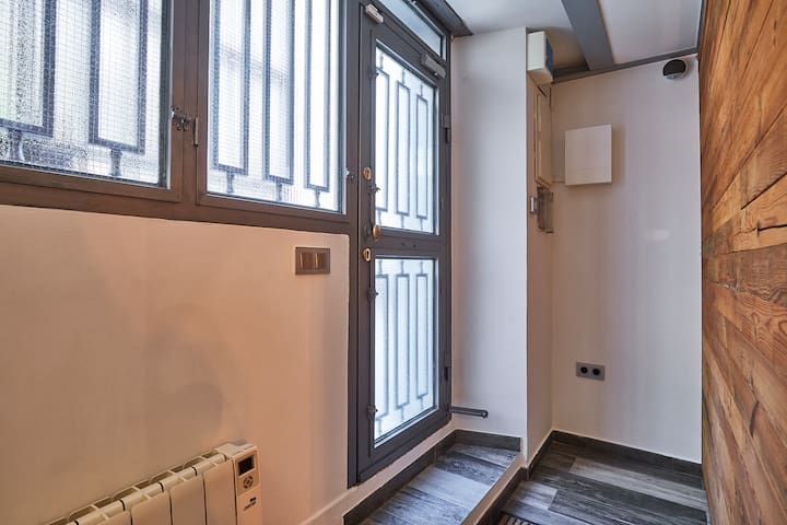 BBarcelona Apartments managed Airbnb listing 3