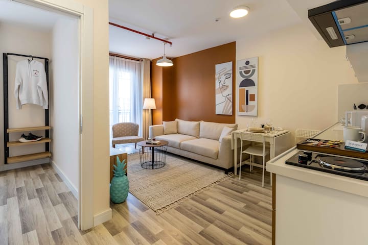 Magnificent Apartment at Taksim with 2 Bedrooms