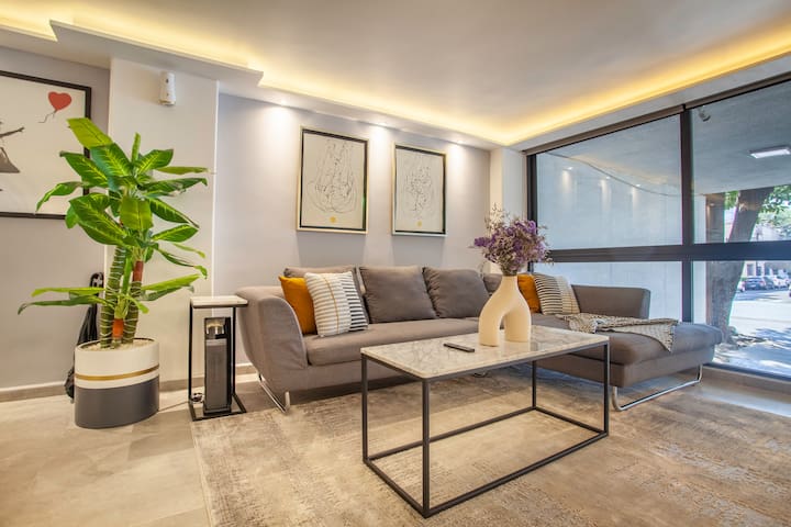 Lux Designer Apartment With Private Terrace