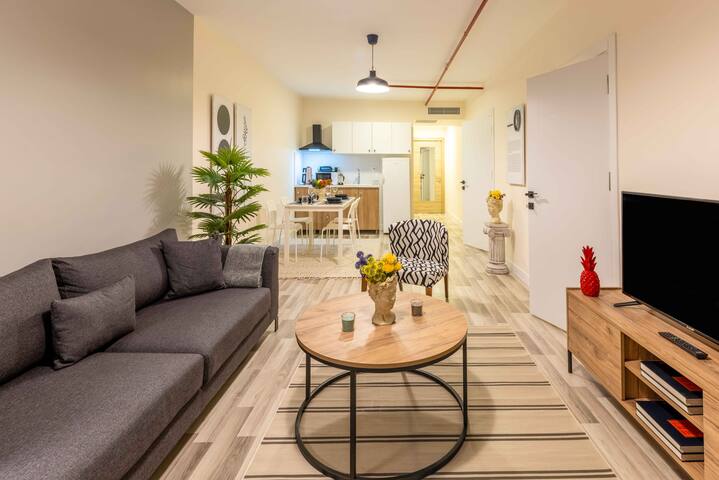 Gorgeous Apartment at Taksim with 3 Bedrooms gallery image 5