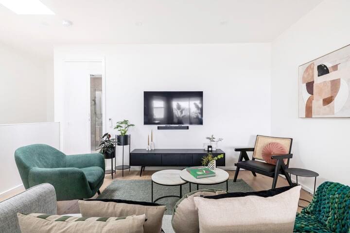 3 BedroomTownhouse-free parking