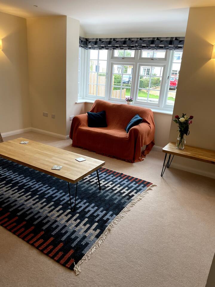 White Roding: Immaculate Detached Home & Garden - Essex