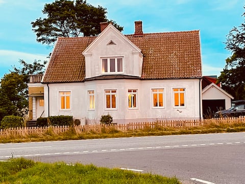 Spacious house in Österlen - central location