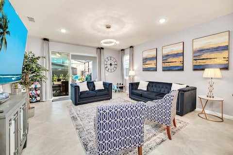 Successful Airbnb property: *New* 3 King BR Thtr +2 Game Rm Hot Tub & Lazy Rvr in Loughman