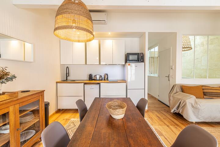 Bordeaux Jardin Public : T3 Rénové Immeuble Pierre gallery image 3