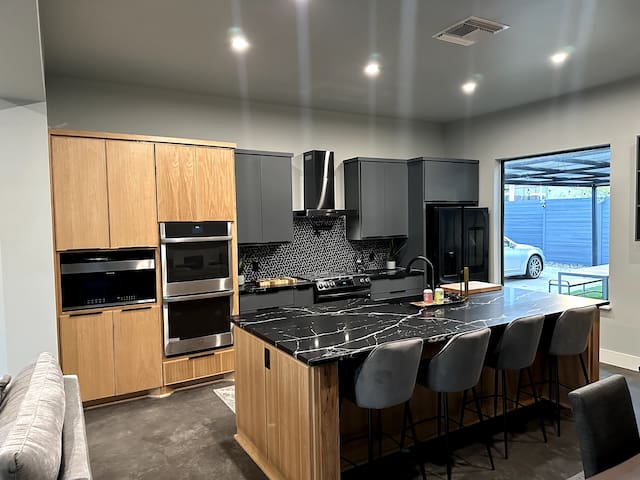 The Cappelli | ATX gallery image 3