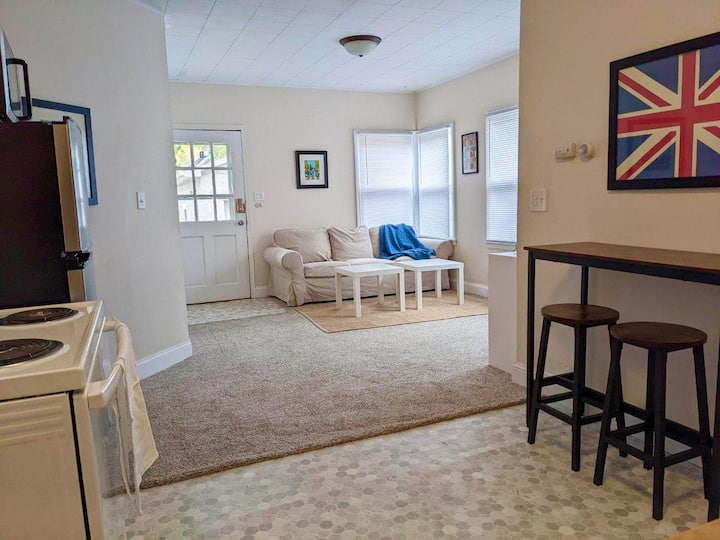 Cozy Retreat2 bedroom ShortTerm Force Apartments for Rent in Luverne, Minnesota, United