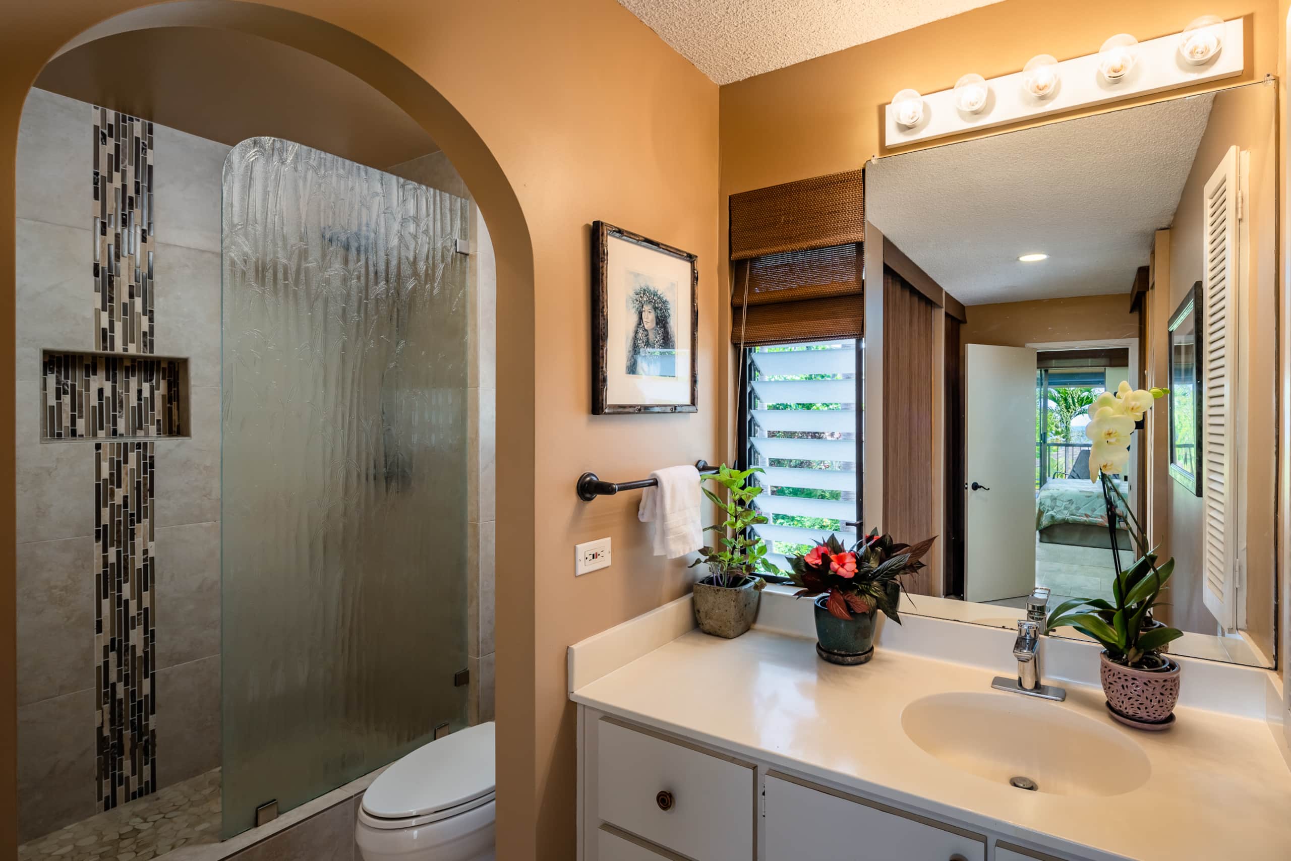 Condo in Kihei · ★5.0 · 1 bedroom · 2 beds · 2 baths - Image 6