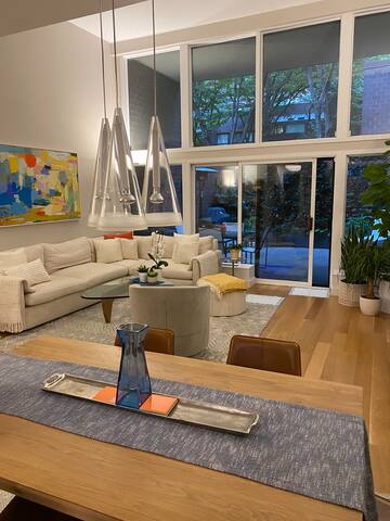 Three bedroom townhome – an oasis in the city gallery image 4