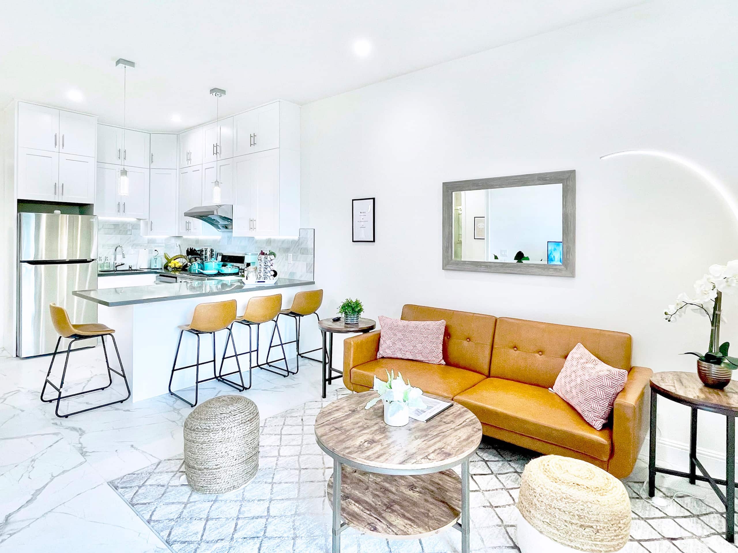 Home in San Francisco · ★4.89 · 2 bedrooms · 3 beds · 2 baths - Image 1