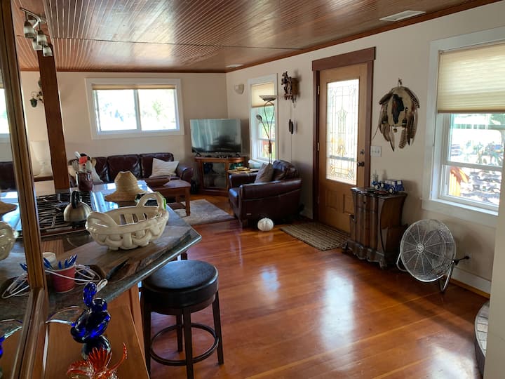 Lovely And Cozy, 2 Bdrm 1 Bath, Entire Rural House - Santa Ynez, CA