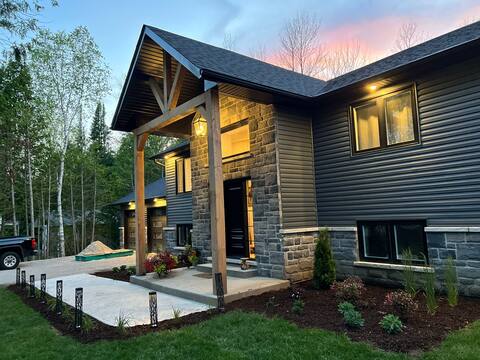 Newly Built Luxurious Cottage