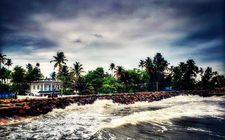 Theeraa stunning beachfront villa in Cherai